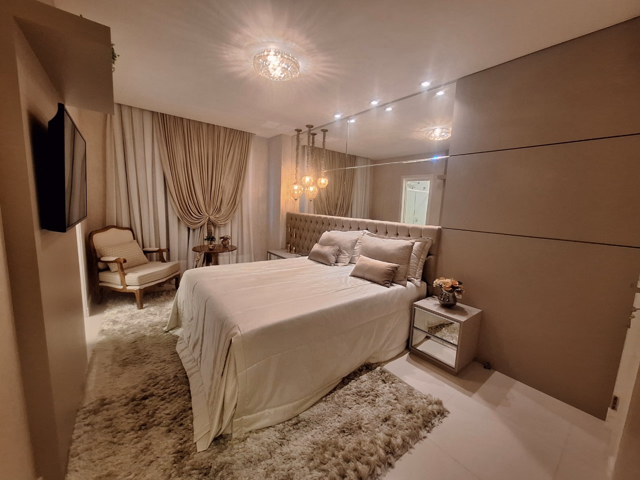 Apartamento 3 suítes em Meia Praia — Meia Praia, Itapema