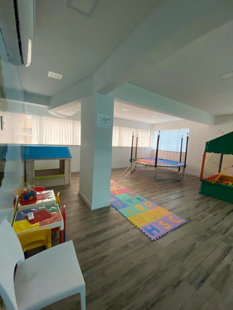Apartamento mobiliado a venda no Palazzo Ducale em Meia Praia, Itapema (5)