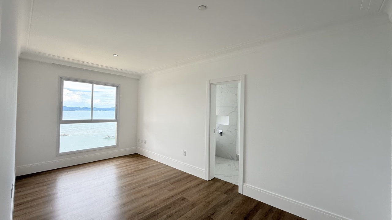 Apartamento 3 suítes em Canto da Praia — Canto da Praia, Itapema