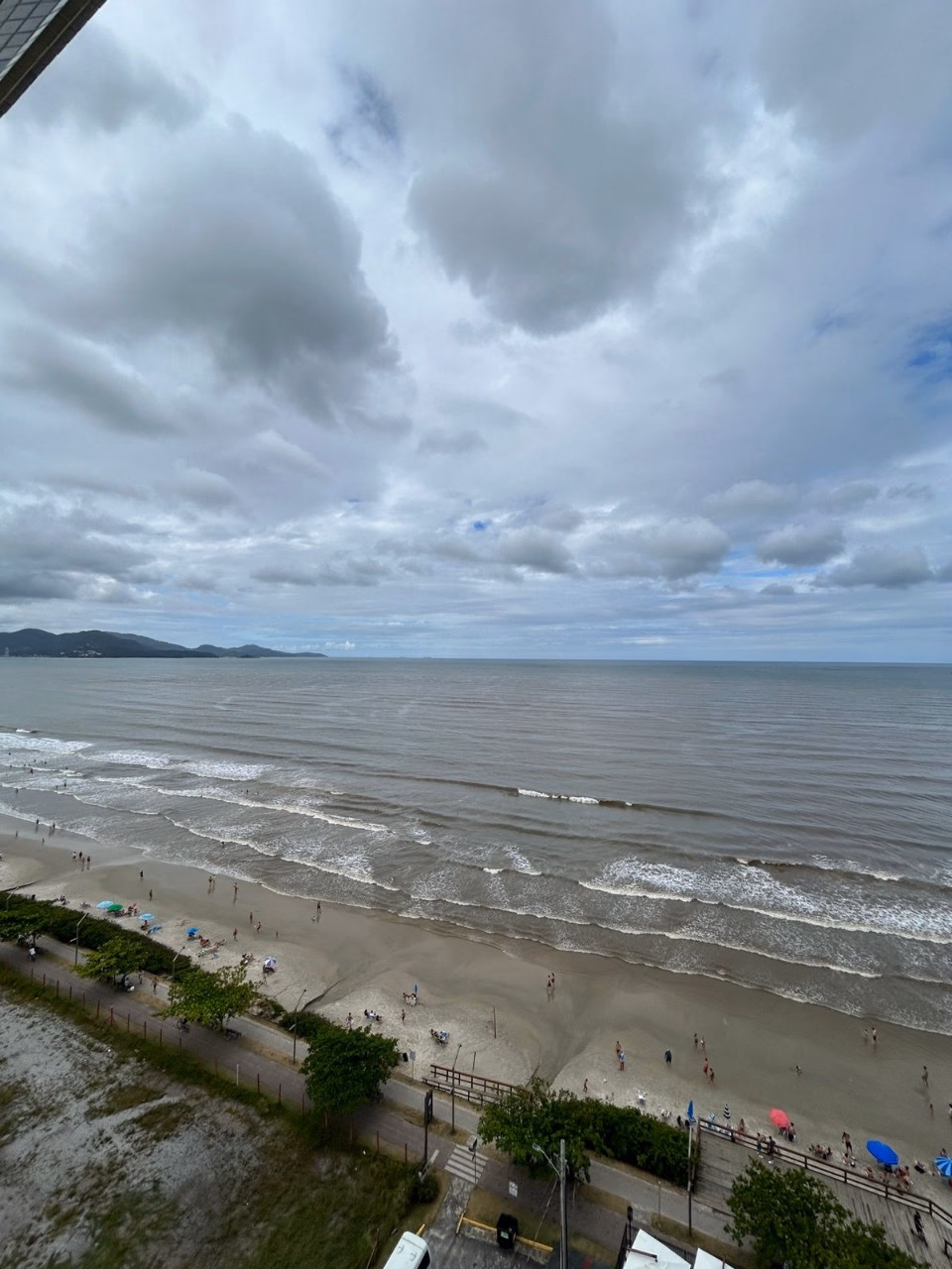 Apartamento 4 suítes em Meia Praia — Meia Praia, Itapema