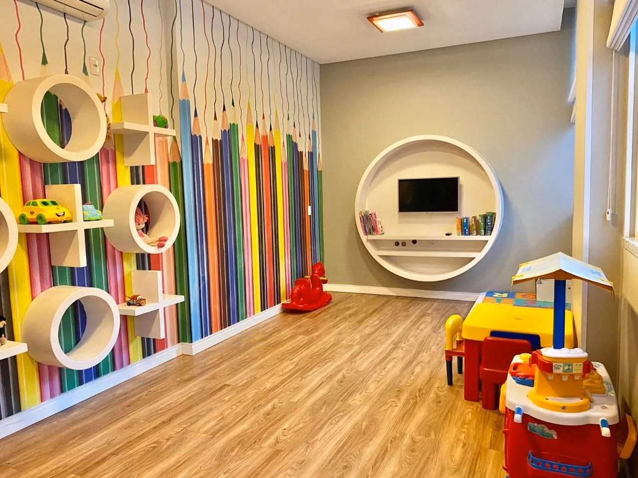 Residencial Cannes, Rua 270, Bairro Meia Praia, Itapema - SC (3)