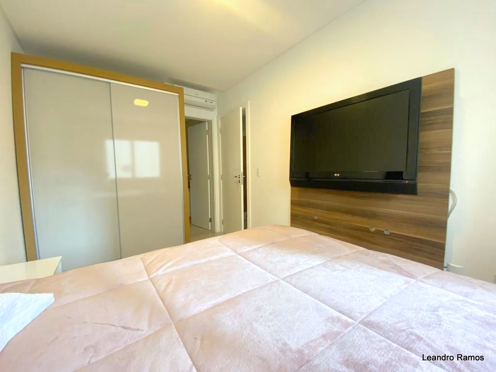 Apartamento 3 suítes em Meia Praia — Meia Praia, Itapema
