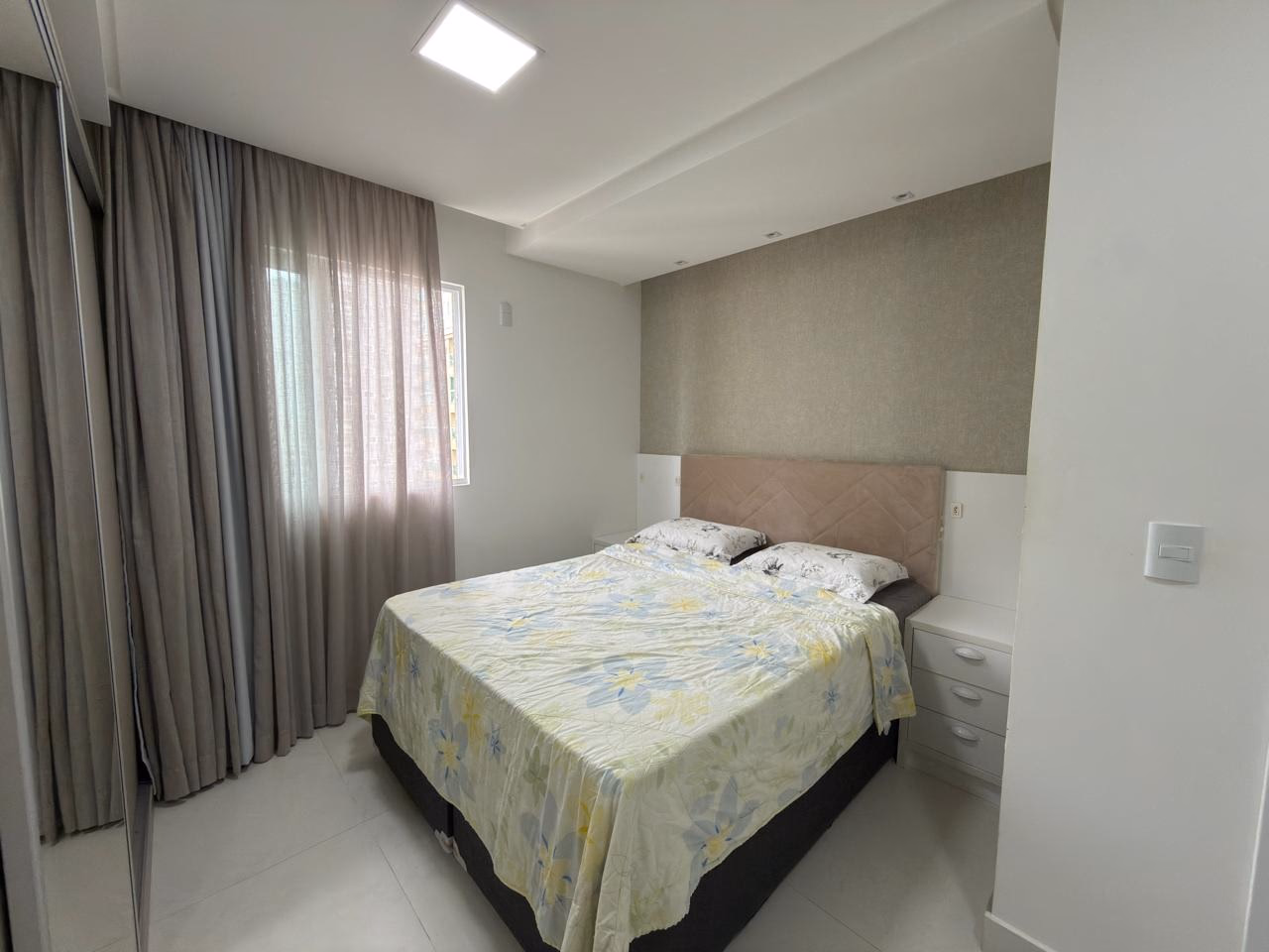 Apartamento 3 suítes em Meia Praia — Meia Praia, Itapema