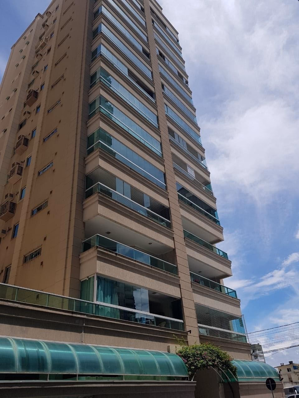Villa do Mar Residencial — Meia Praia