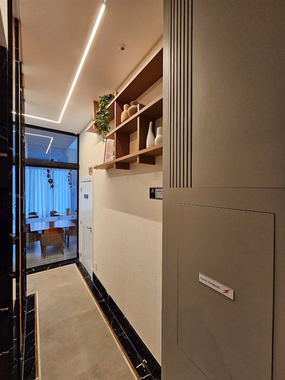 Residencial Brooklyn Tower - Rua 236, Bairro Meia Praia, Itapema - SC (23)