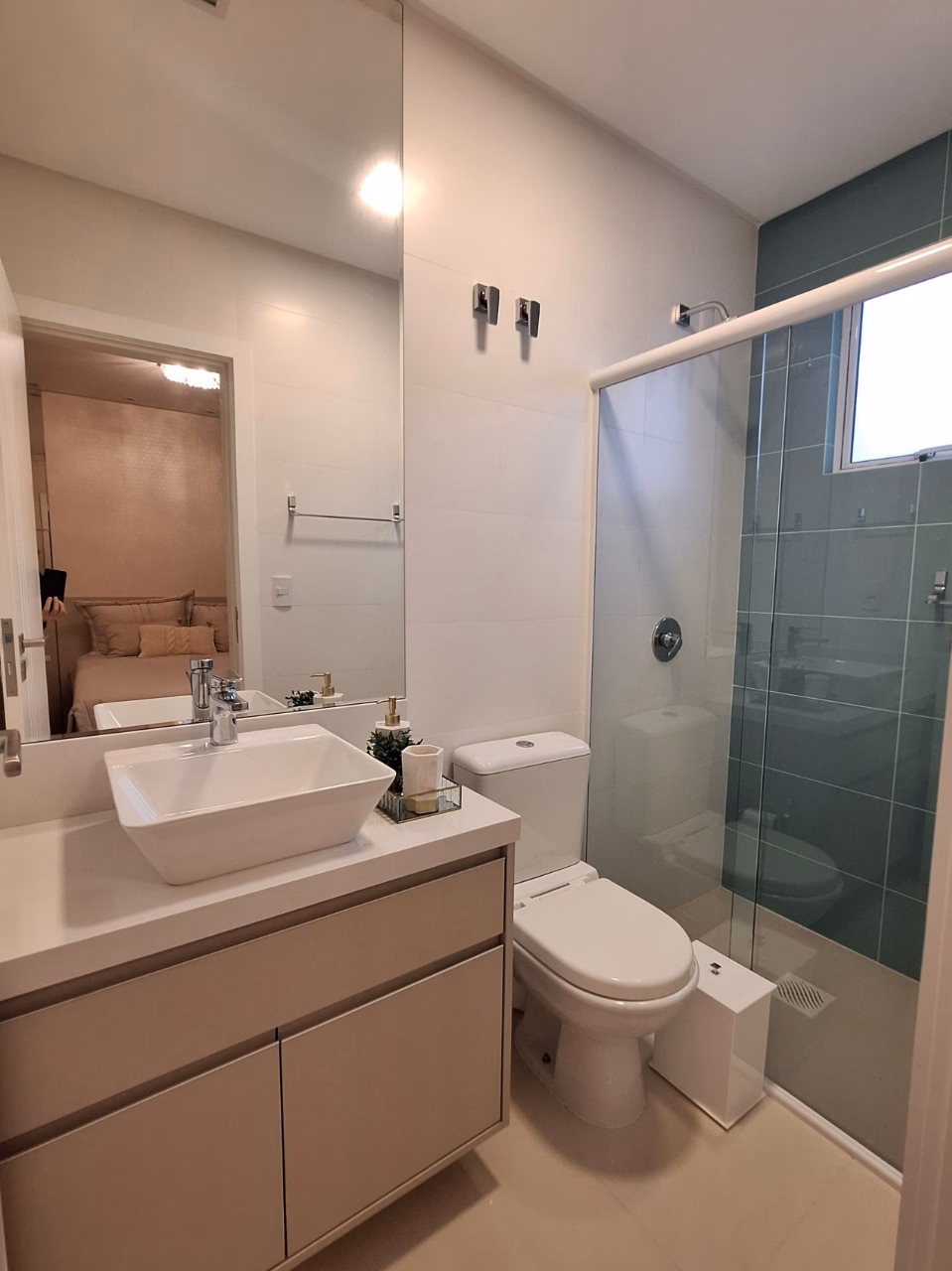 Apartamento 3 suítes em Meia Praia — Meia Praia, Itapema
