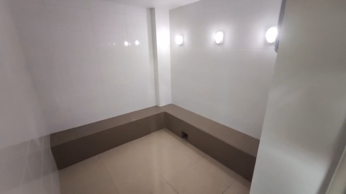 Apartamento mobiliado no Grand Palazzo a venda em Meia Praia, Itapema