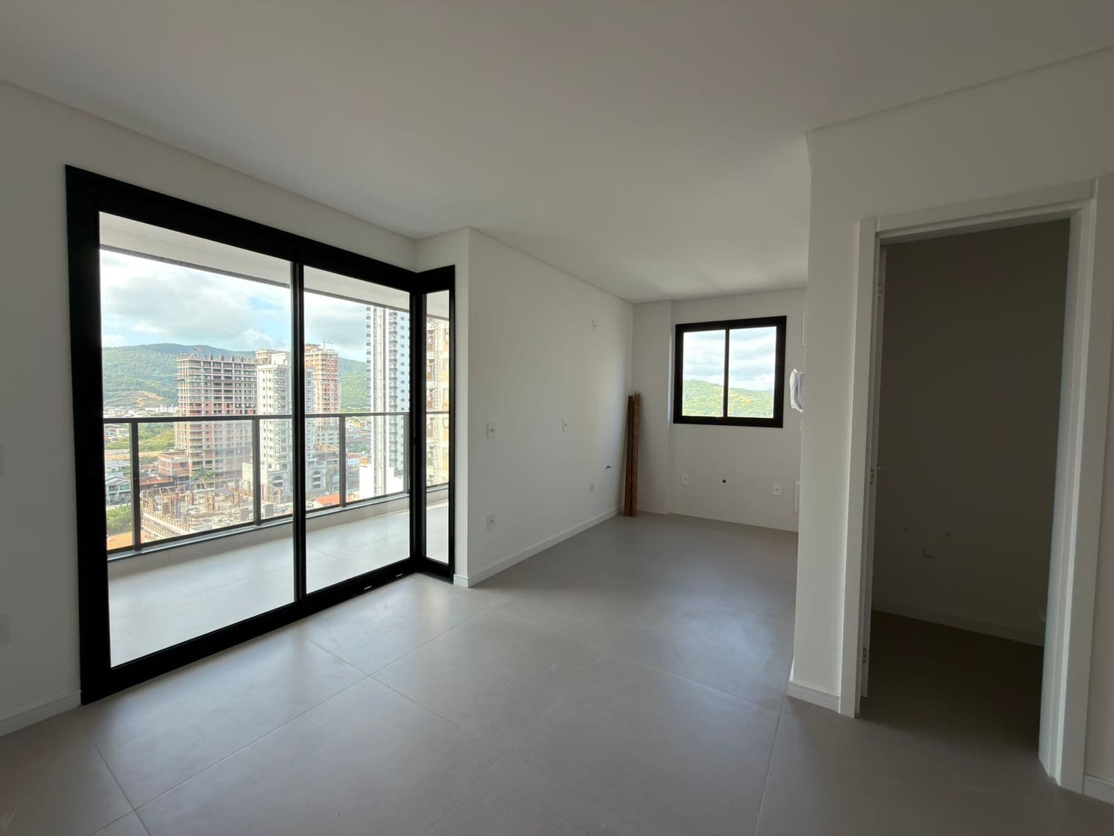 Apartamento 3 suítes em Balneário Perequê — Balneário Perequê, Porto Belo