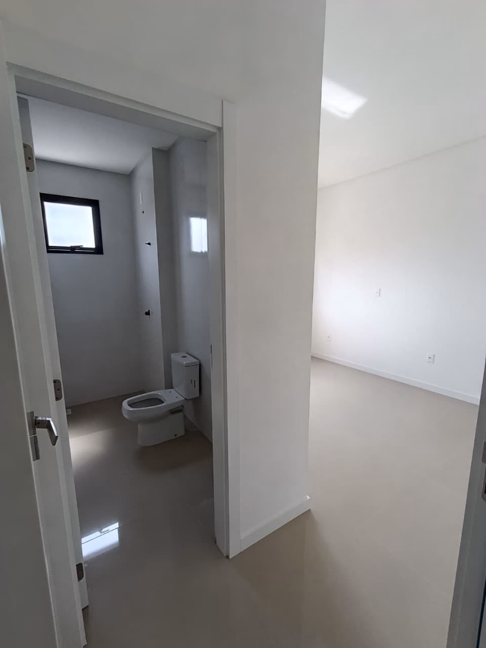 Apartamento 3 suítes em Meia Praia — Meia Praia, Itapema