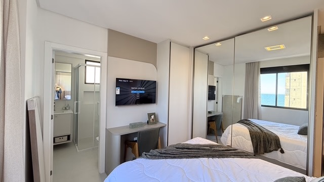 Apartamento 3 suítes em Meia Praia — Meia Praia, Itapema