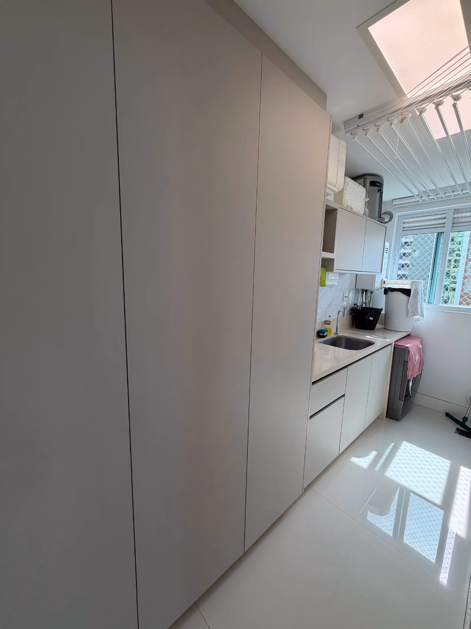 Apartamento 4 suítes em Meia Praia — Meia Praia, Itapema