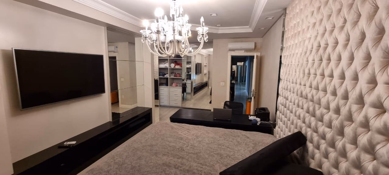 Apartamento 4 suítes em Meia Praia — Meia Praia, Itapema