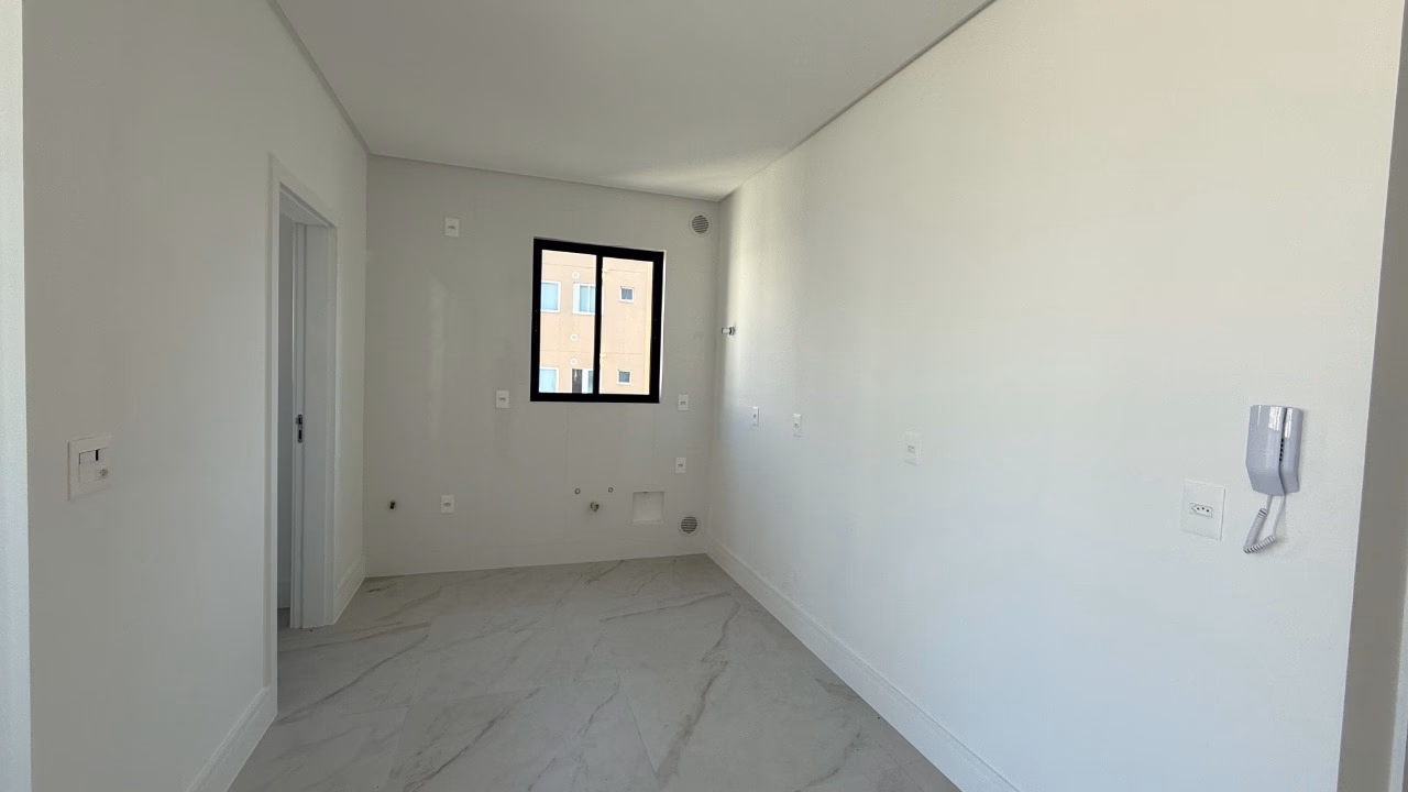 Apartamento 3 suítes em Meia Praia — Meia Praia, Itapema
