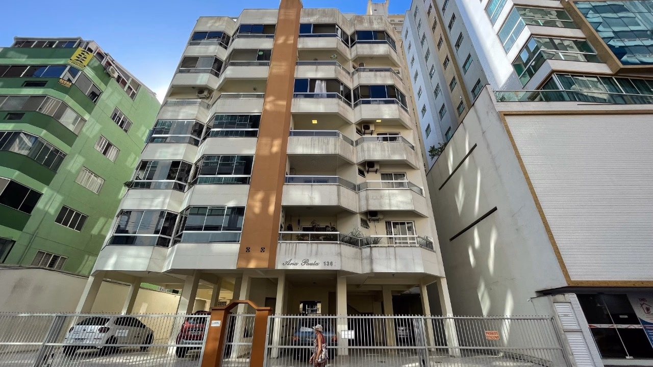 Ana Paula Residencial — Meia Praia