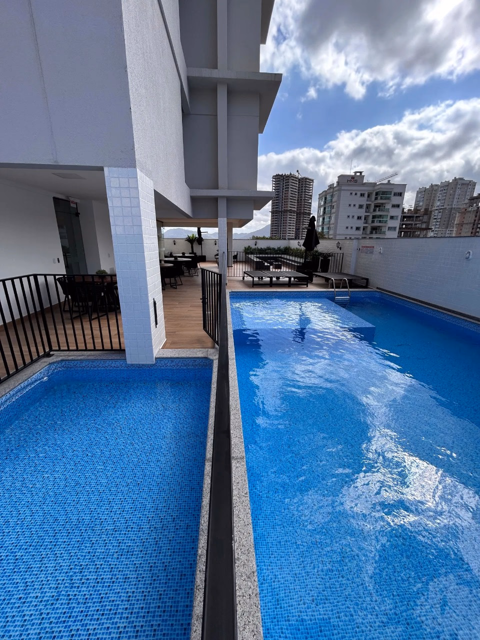Residencial Maverick - Rua 274, Bairro Meia Praia, Itapema - SC (9)