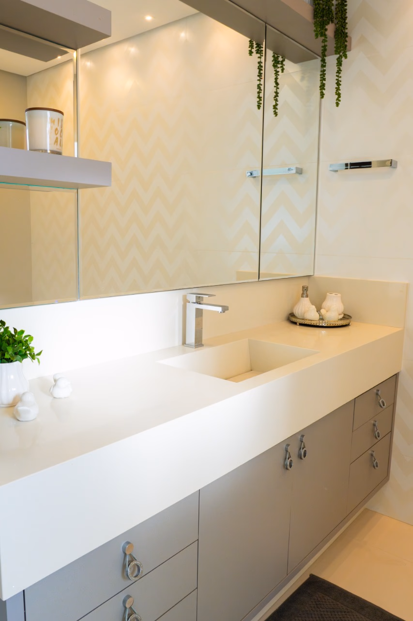 Apartamento 4 suítes em Meia Praia — Meia Praia, Itapema
