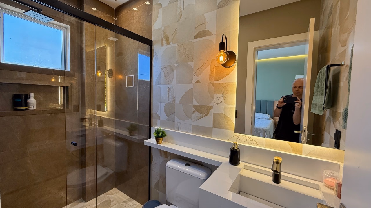Apartamento 3 suítes em Meia Praia — Meia Praia, Itapema