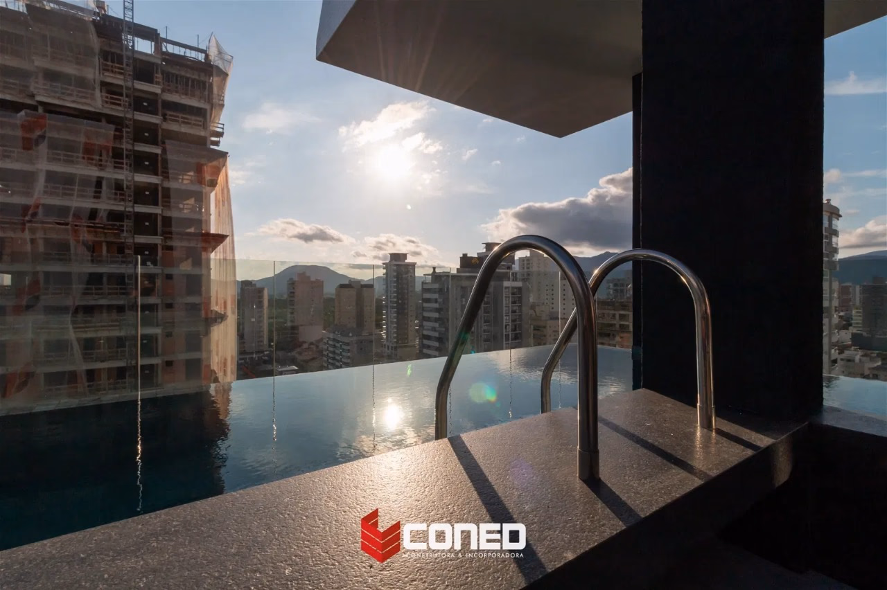 Royal Ontario - Rua 306, Bairro Meia Praia, Itapema - SC (11)