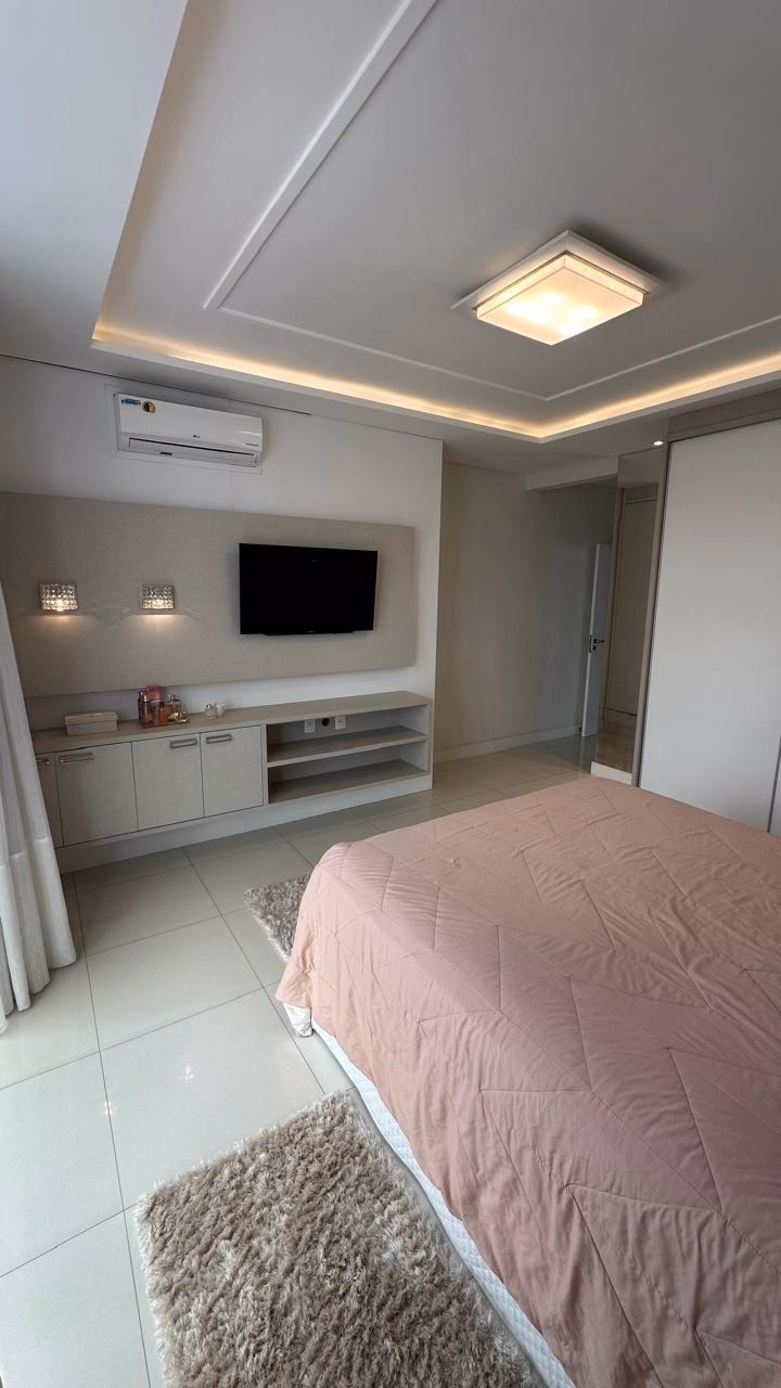 Apartamento 4 suítes em Meia Praia — Meia Praia, Itapema