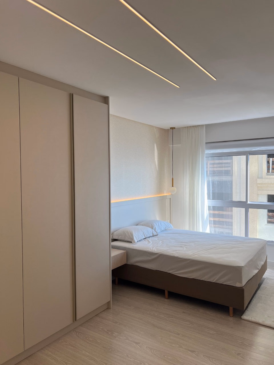 Apartamento 4 suítes em Meia Praia — Meia Praia, Itapema