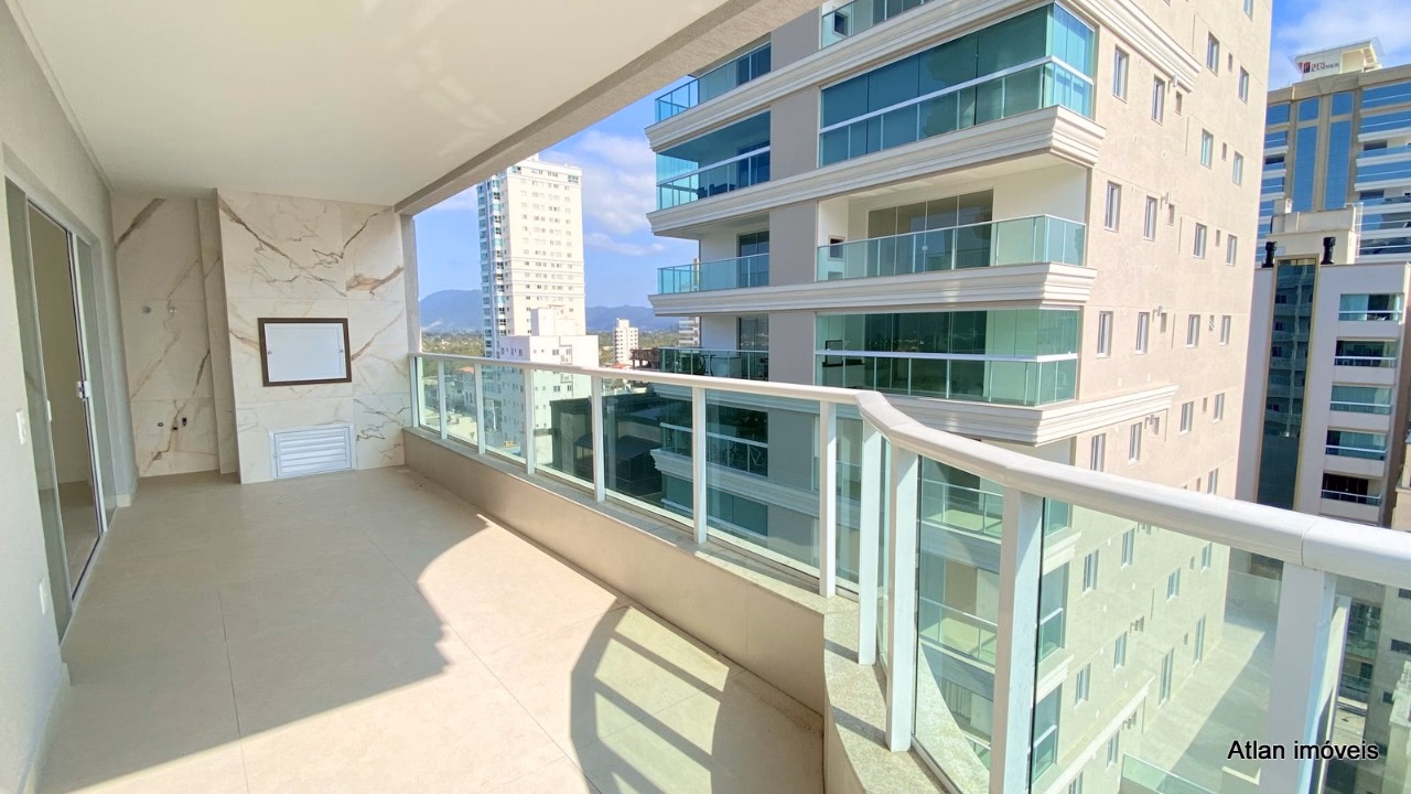 Apartamento 3 suítes em Meia Praia — Meia Praia, Itapema