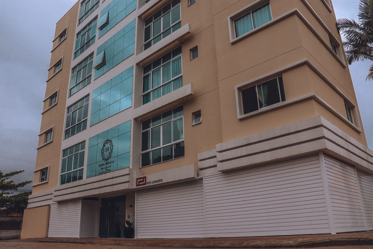 Santa Monica Residencial — Meia Praia