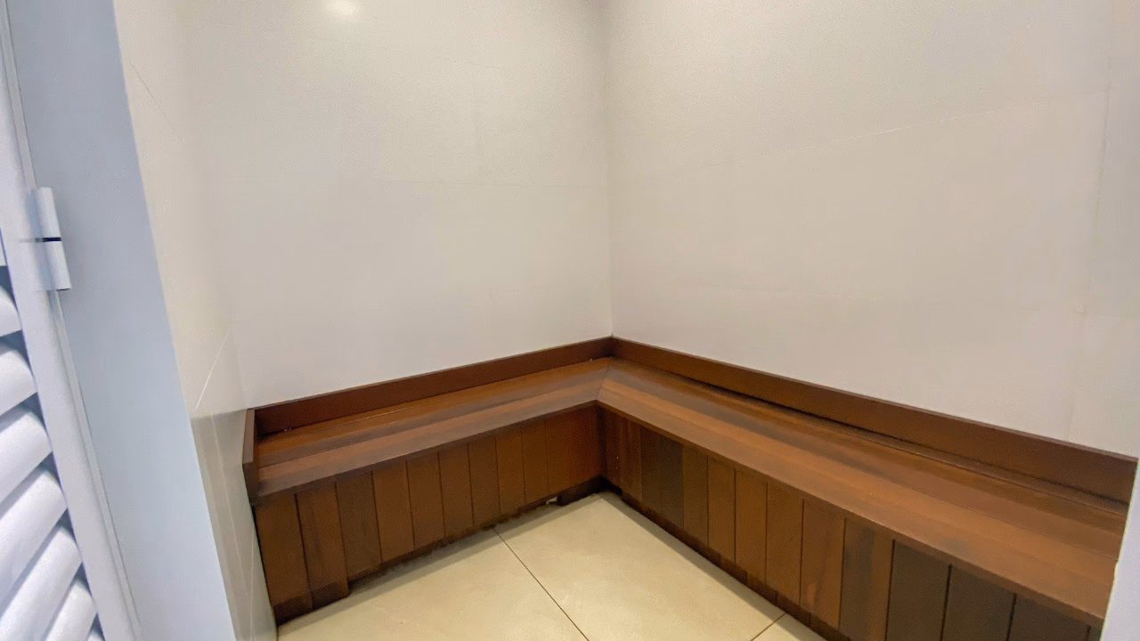 Apartamento a venda na quadra mar a venda em Meia Praia (63)
