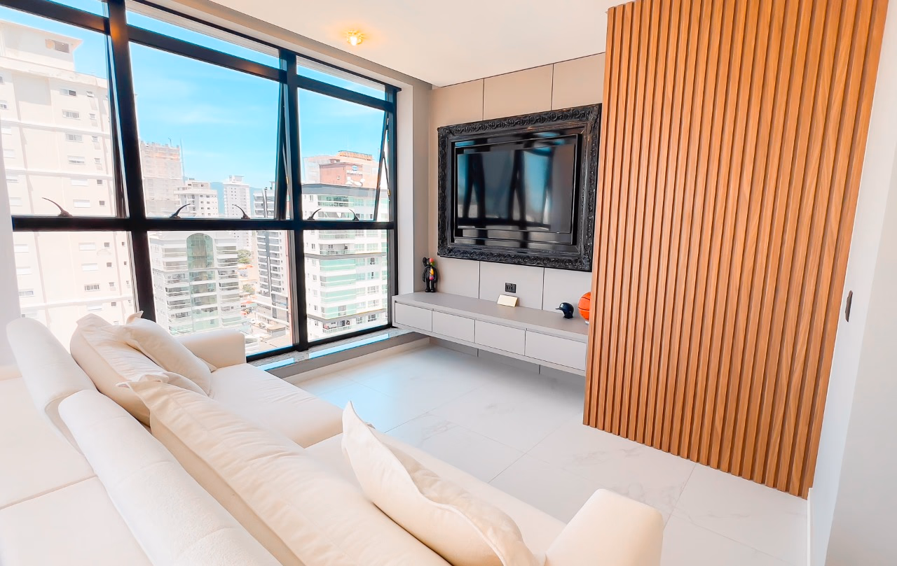 Apartamento 3 suítes em Meia Praia — Meia Praia, Itapema