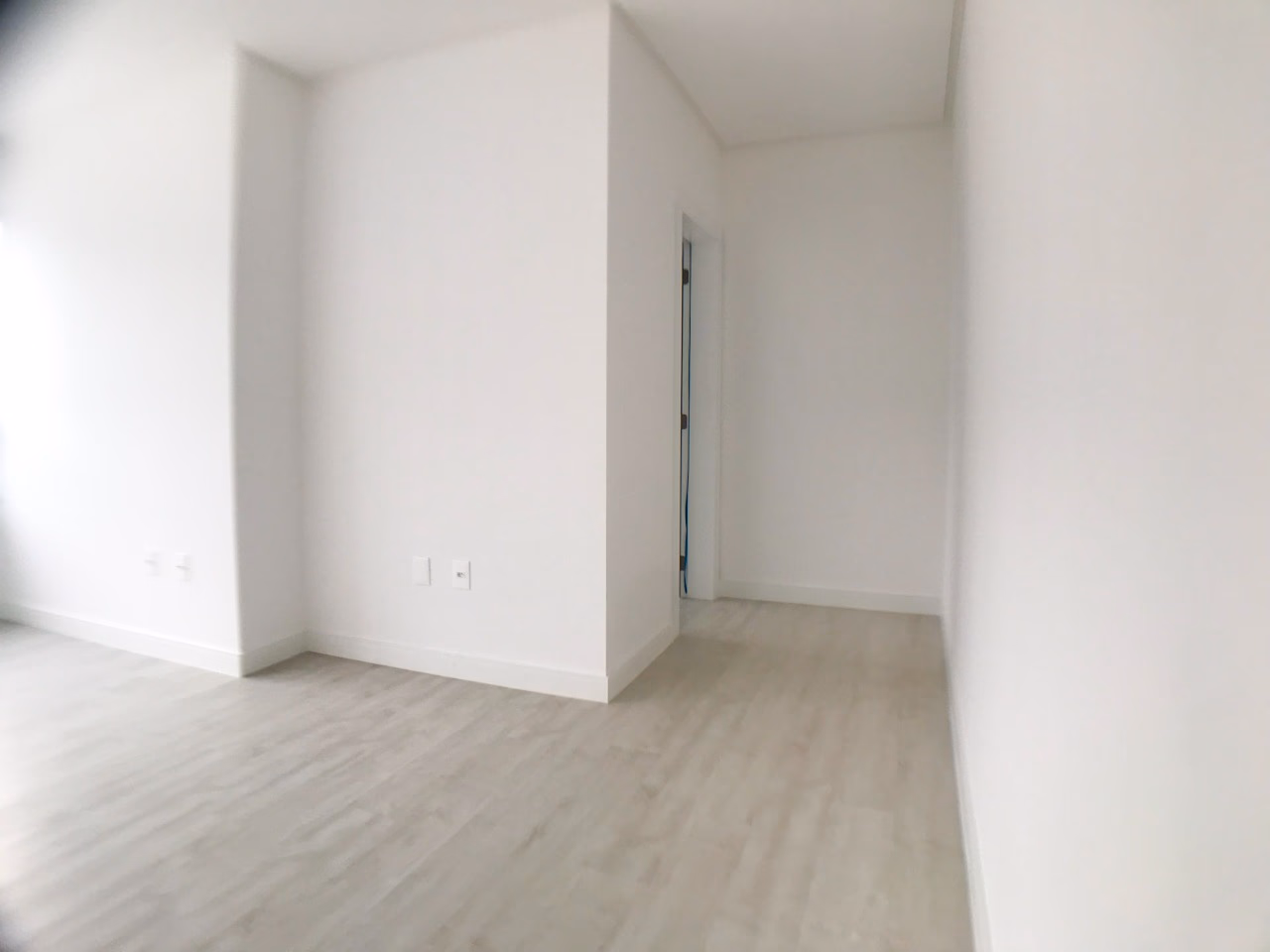 Apartamento 4 suítes em Meia Praia — Meia Praia, Itapema