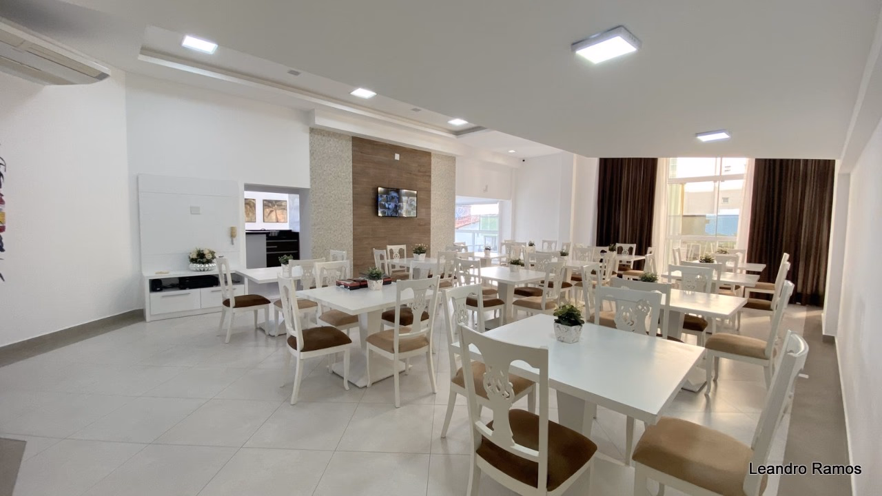Sala comercial em Meia Praia — Meia Praia, Itapema