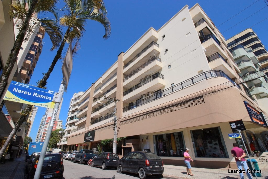 Bromélias Residence — Meia Praia