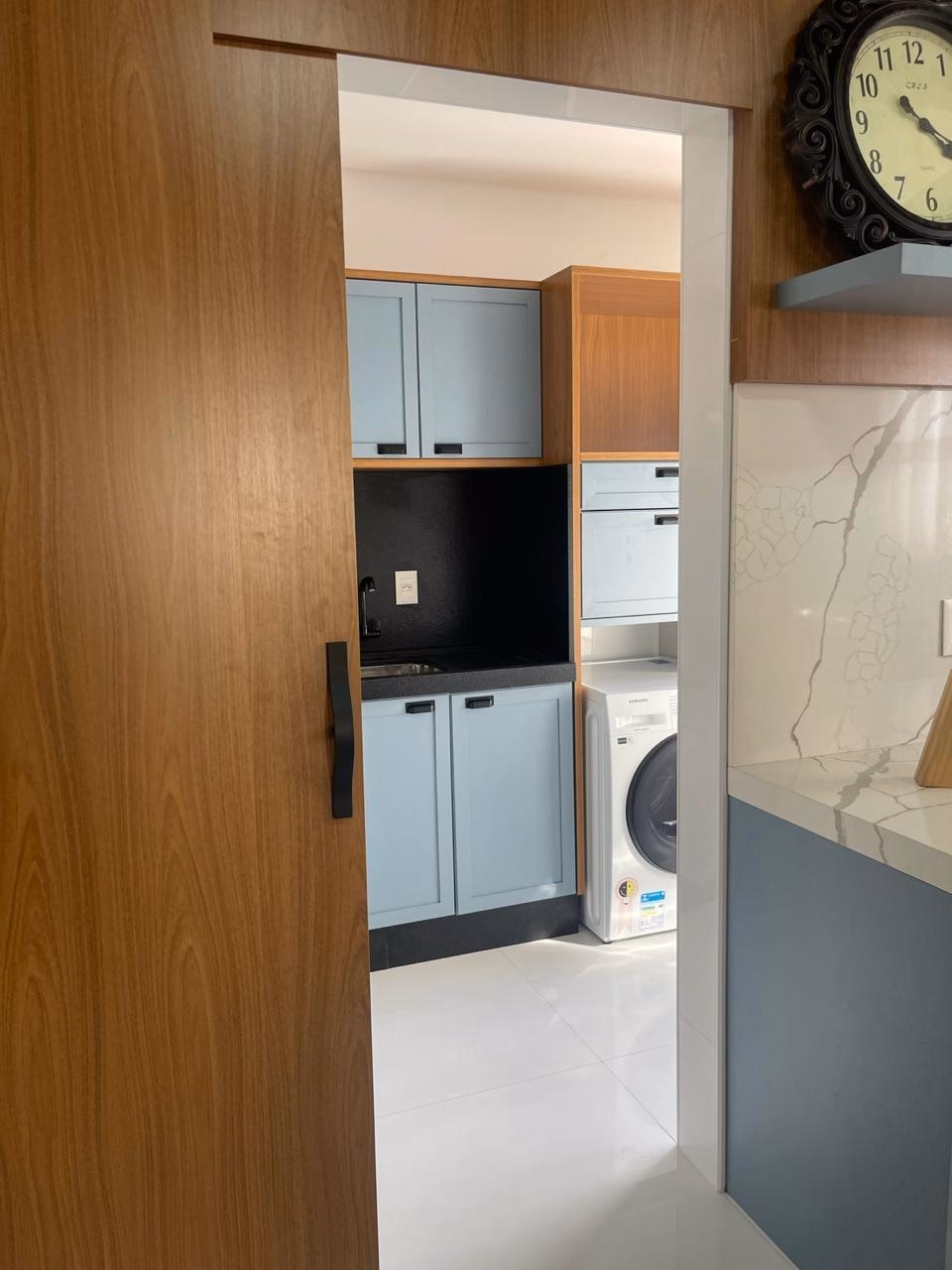 Apartamento 4 suítes em Meia Praia — Meia Praia, Itapema