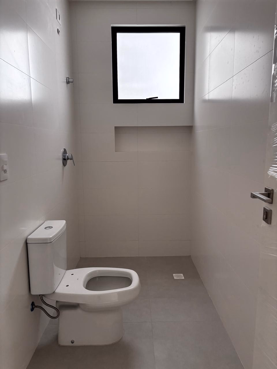Apartamento 3 suítes em Meia Praia — Meia Praia, Itapema