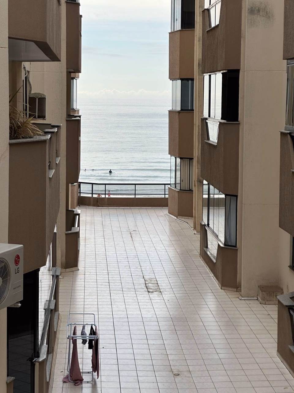 Royal Park — Meia Praia
