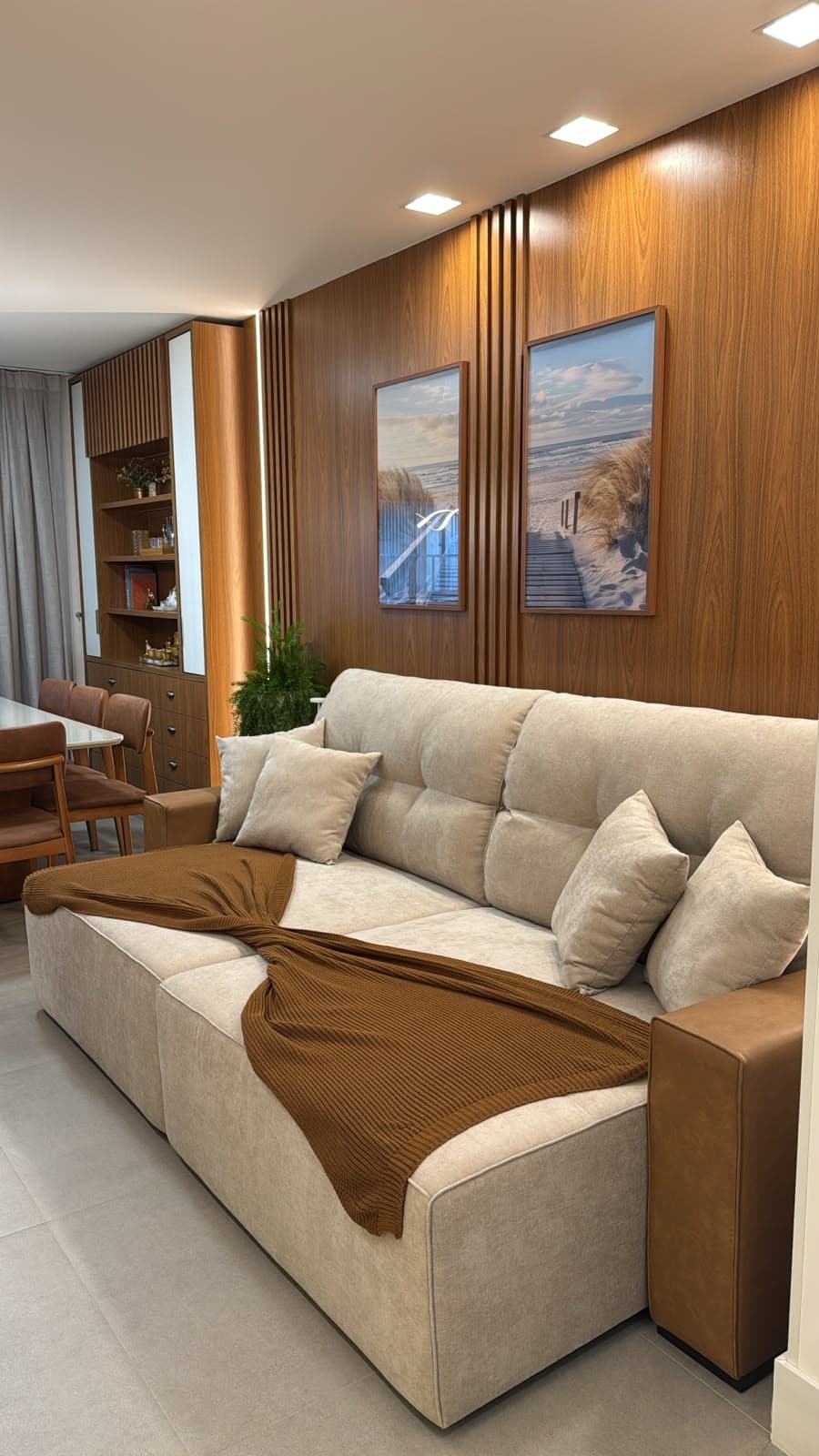 Apartamento 3 suítes em Meia Praia — Meia Praia, Itapema