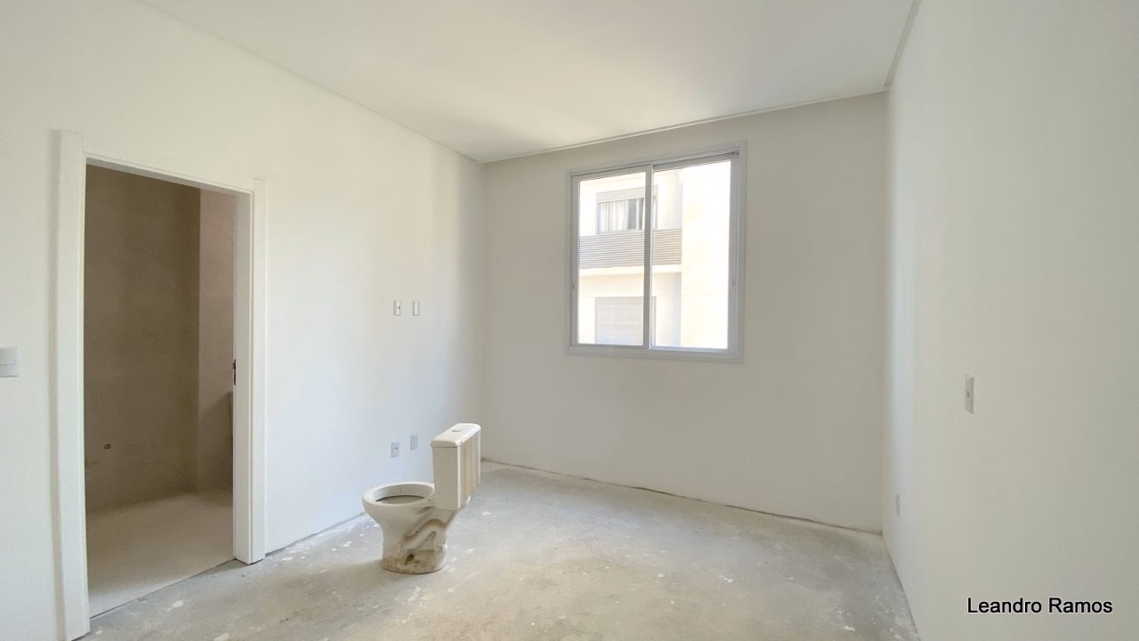 Apartamento 4 suítes em Meia Praia — Meia Praia, Itapema