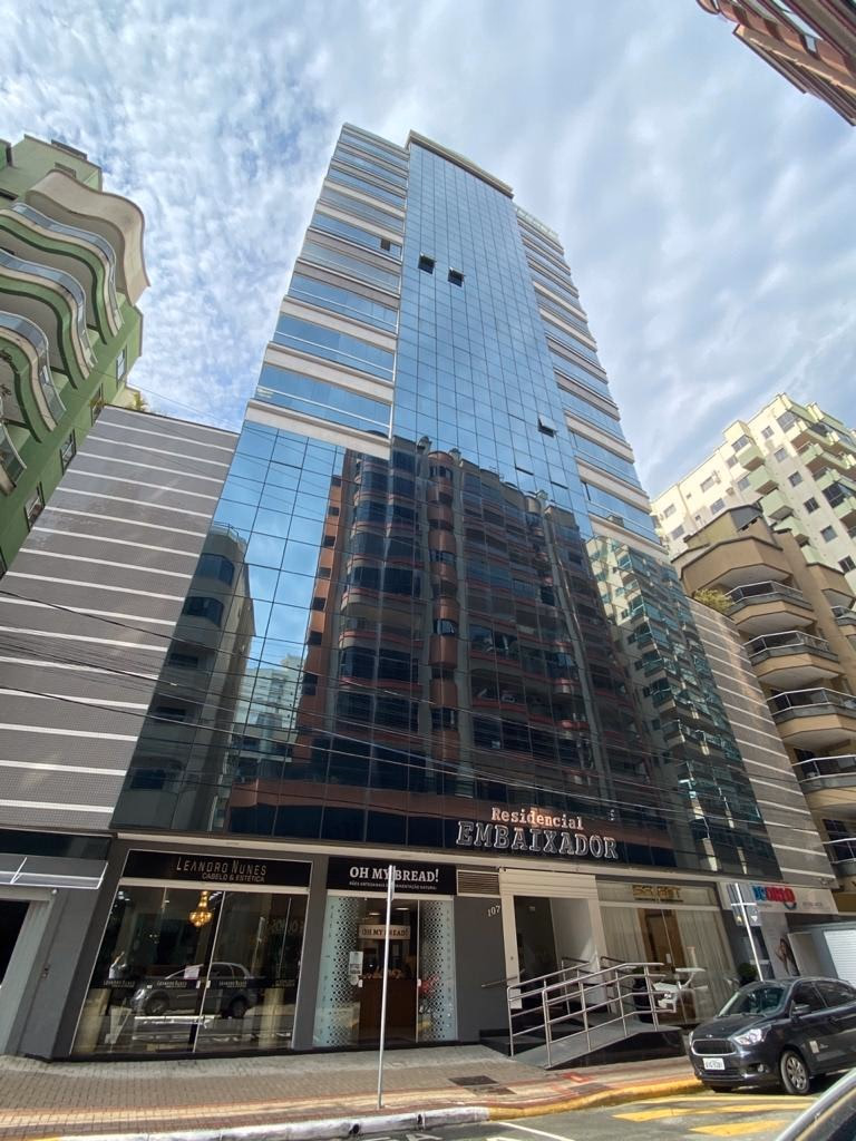 Embaixador Residencial — Meia Praia
