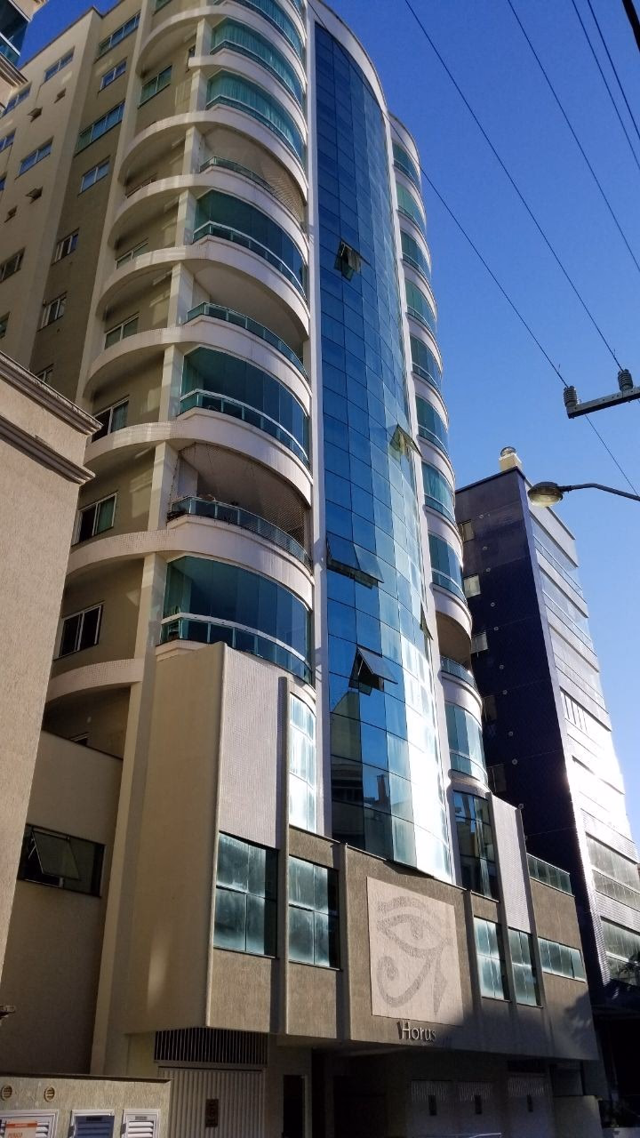 Horus Residence — Meia Praia