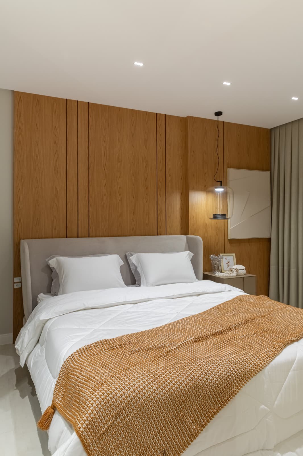 Apartamento 4 suítes em Meia Praia — Meia Praia, Itapema