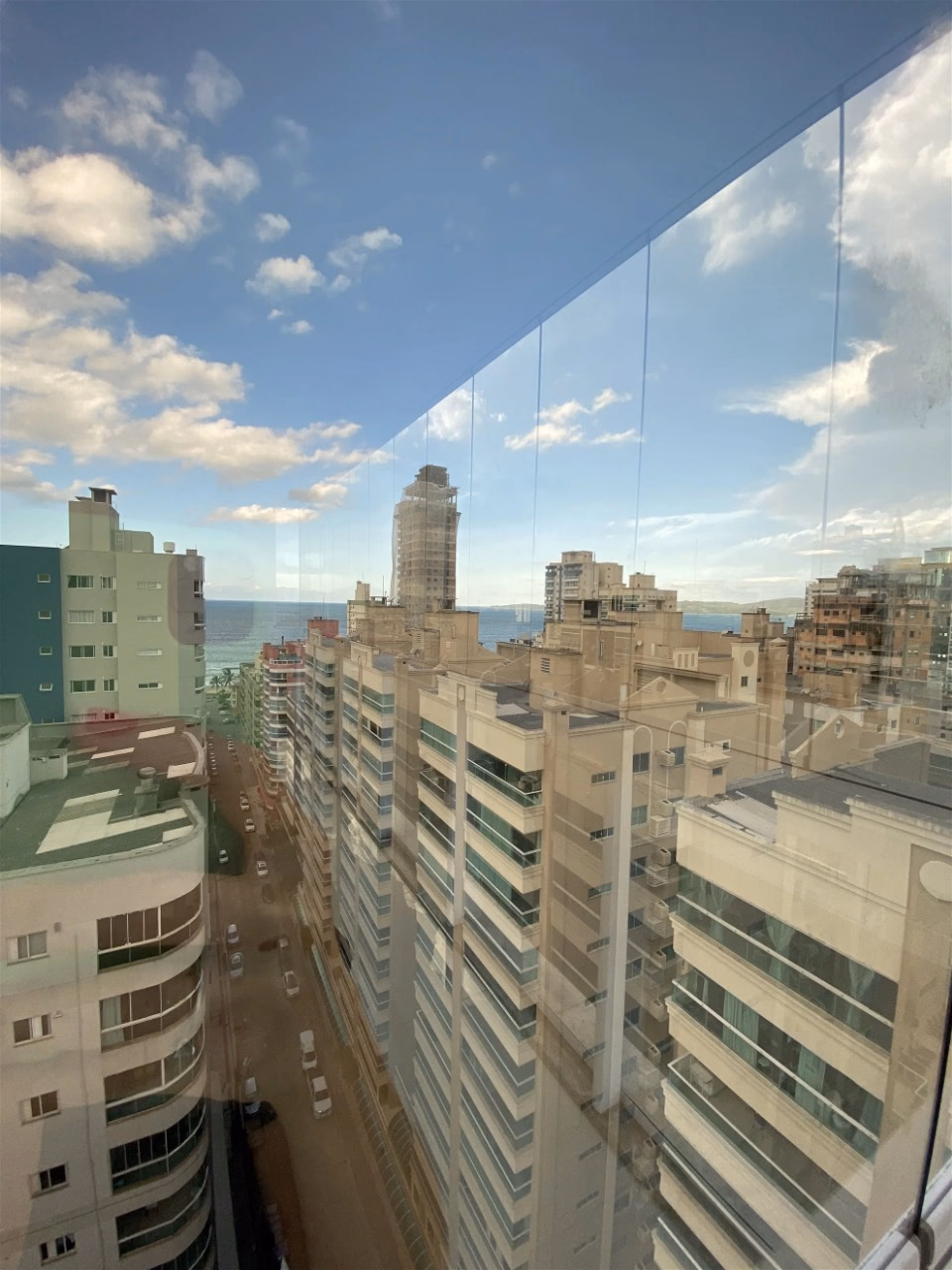 Apartamento 4 suítes em Meia Praia — Meia Praia, Itapema