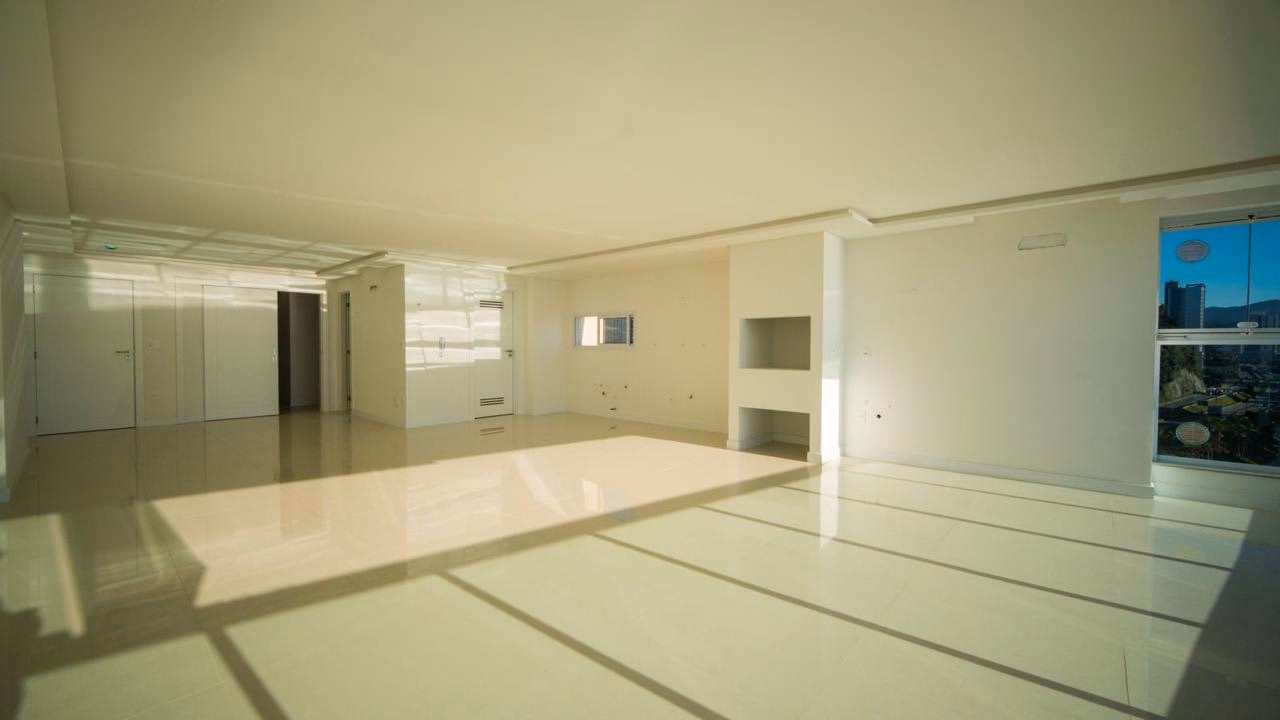 Apartamento 4 suítes em Centro — Centro, Itapema