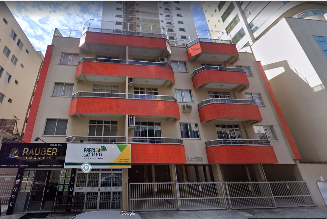 Adriana Residencial — Meia Praia
