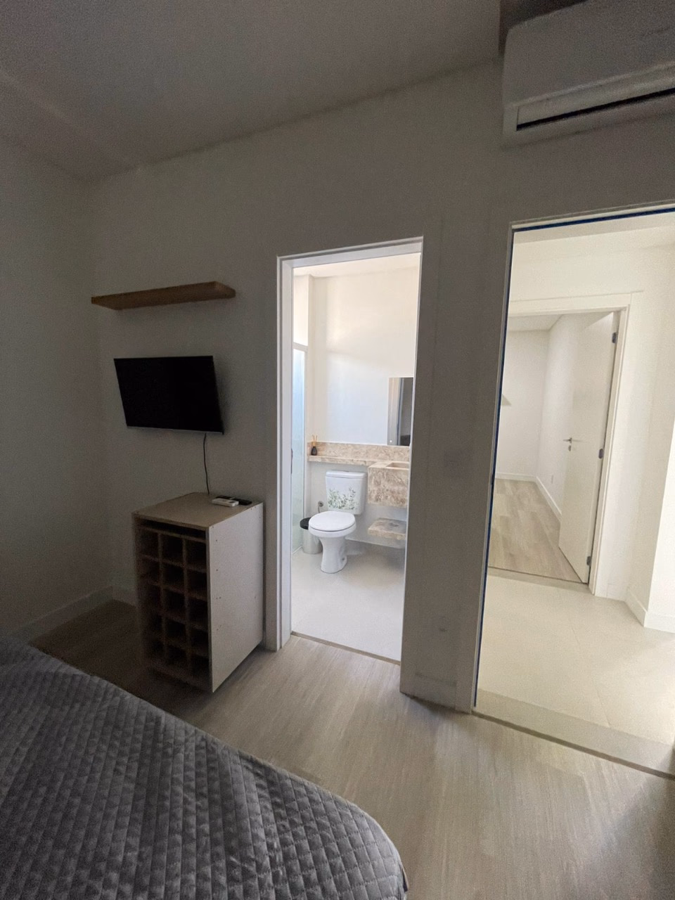 Apartamento 2 suítes em Meia Praia — Meia Praia, Itapema