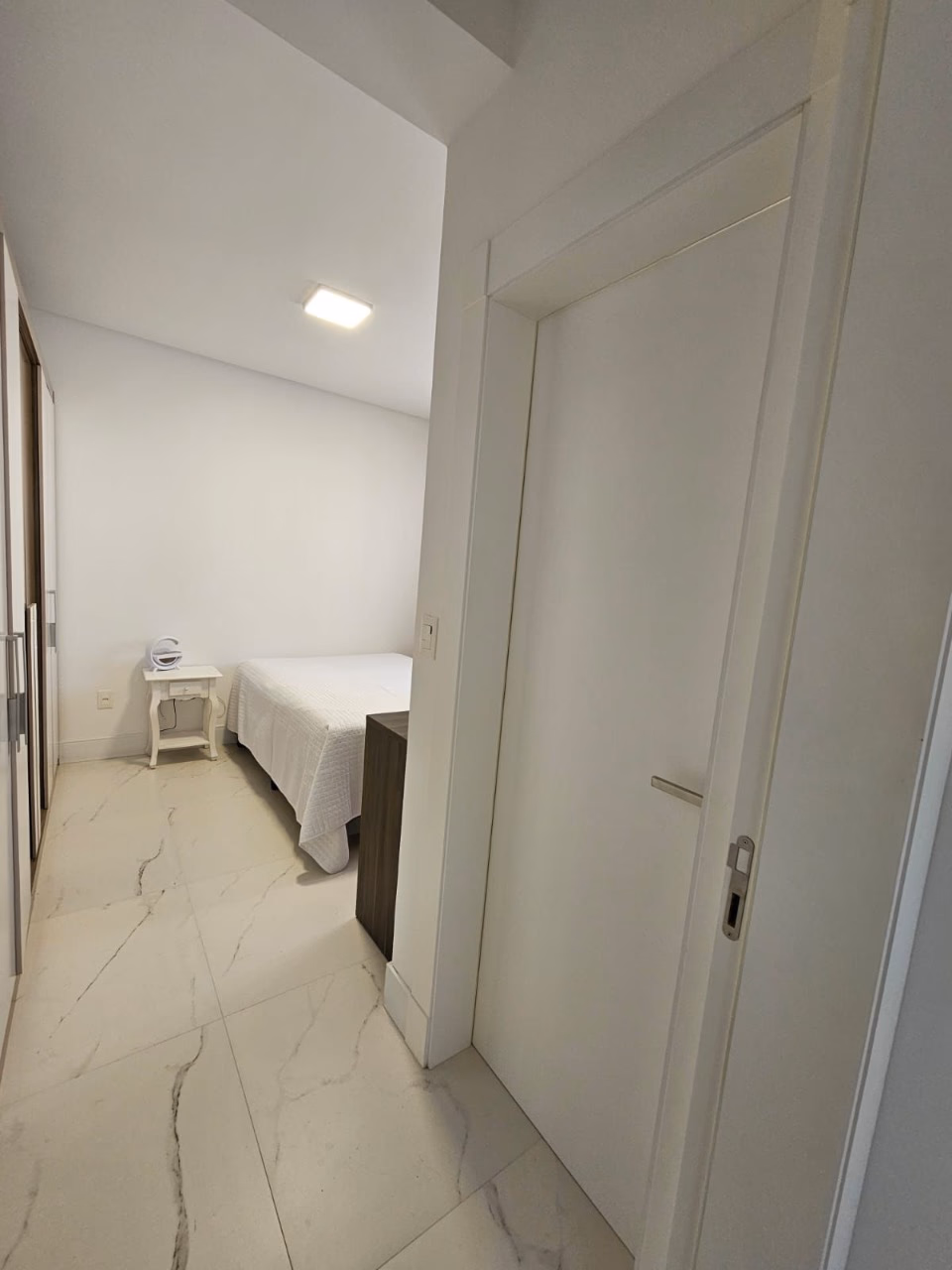 Apartamento 3 suítes em Meia Praia — Meia Praia, Itapema