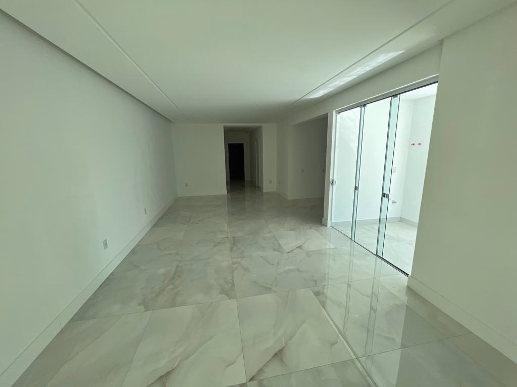 Apartamento 4 suítes em Meia Praia — Meia Praia, Itapema