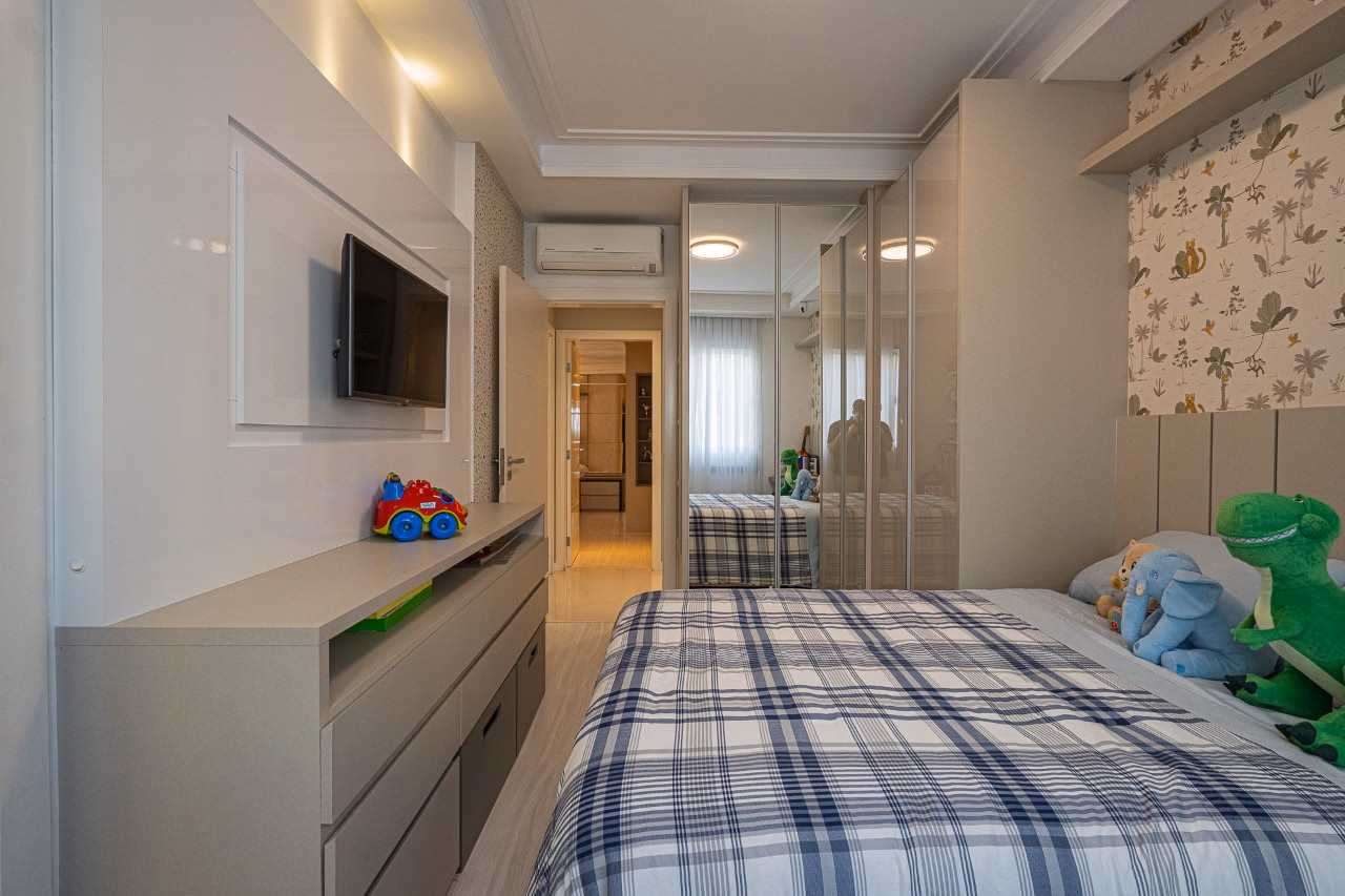 Apartamento 4 suítes em Meia Praia — Meia Praia, Itapema