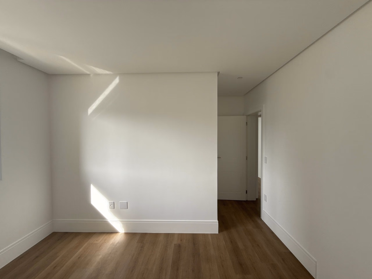 Apartamento 4 suítes em Centro — Centro, Itapema