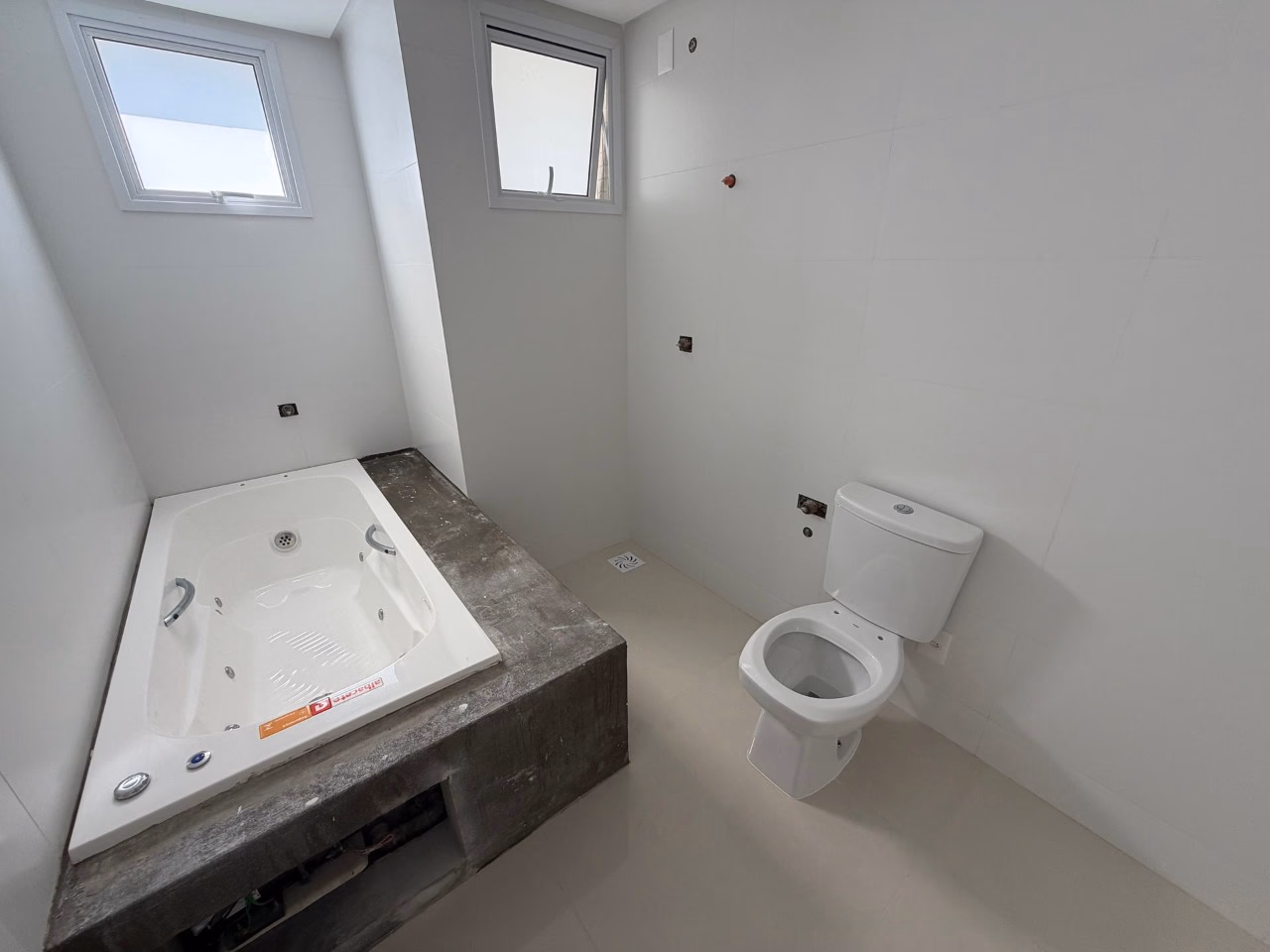Apartamento 4 suítes em Centro — Centro, Itapema