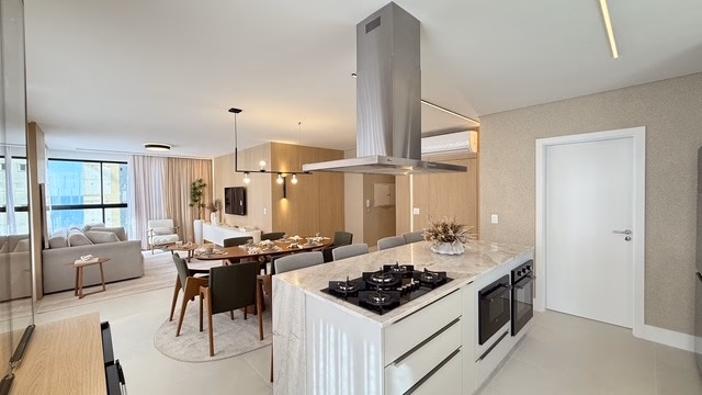 Apartamento 3 suítes em Meia Praia — Meia Praia, Itapema