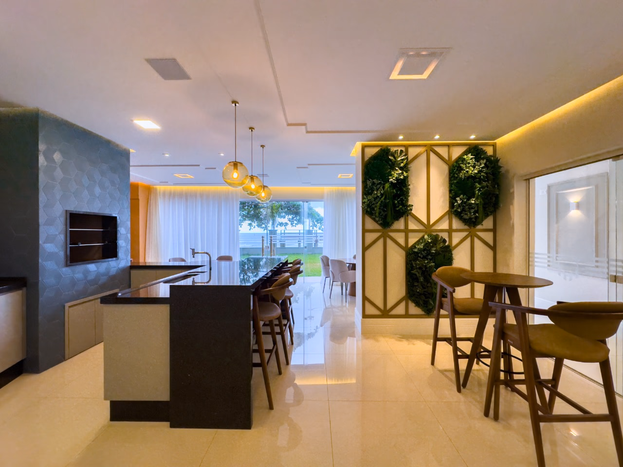 Apartamento 3 suítes em Meia Praia — Meia Praia, Itapema